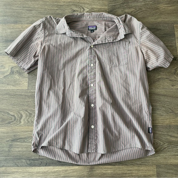 Patagonia Men's Button Down - Picture 1 of 5
